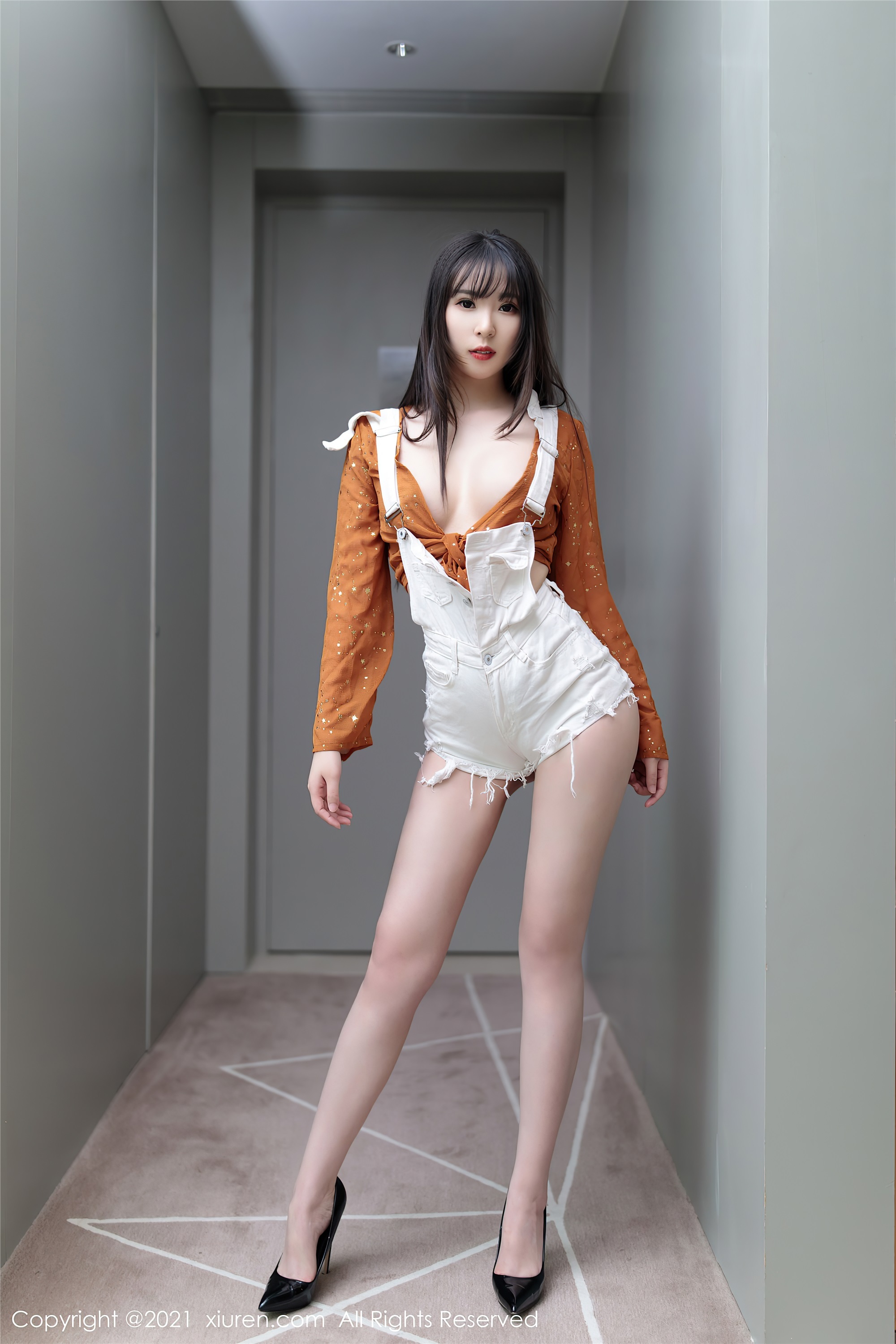 Xiuren秀人网 2021.09.29 NO.4015 小波多